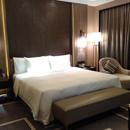 Wanda Realm Hotel Dongying Room photo